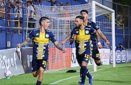 Festejo de Trinidense. Para Deportes. 15-02-2026