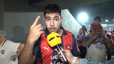El hincha de Cerro Porteño después del empate 1-1 con Atlético Tembetary.