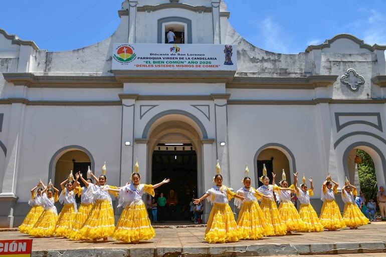 Academias de Danzas como famosos grupos artísticos darán la serenata a la Virgen de la Candelaria de Capiatá.