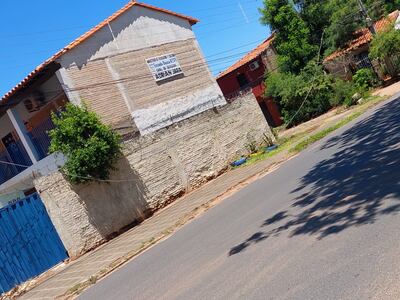 Cable bajo en Palma Loma, Luque.