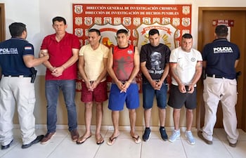 César Antonio Ramírez Roa, alias Largo; Diosnel Benítez Centurión, alias Lunar; Aldo Ramon Martínez Pinto, alias Martínez; Wilson Osmar Garcete Ávalos, alias Wilson'i, y Carlos César Vigo, alias Carlitos, detenidos en los allanamientos por el asalto al bando Sudameris de Naranjal.