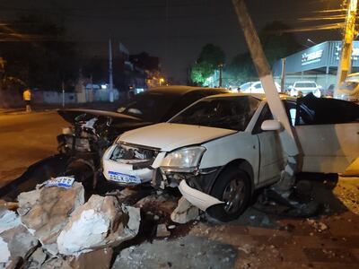 Estos dos vehículos protagonizaron un accidente de tránsito en San Lorenzo.