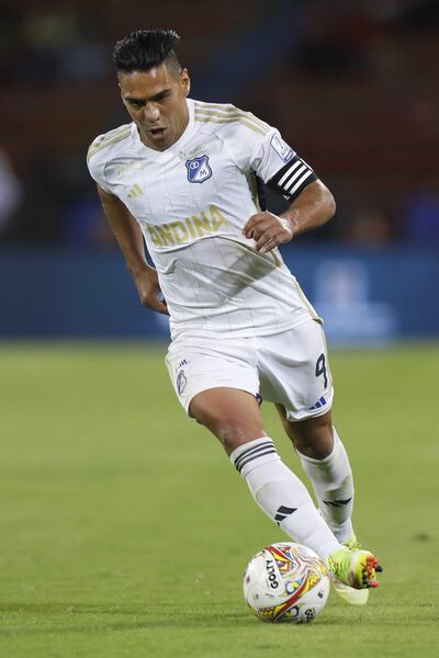 Radamel Falcao García, suspendido por criticar al arbitraje en Colombia.