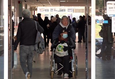 Imagen de pacientes en el Hospital de Clínicas, dependiente de la Facultad de Ciencias Médicas (FCM) de la Universidad Nacional de Asunción (UNA).