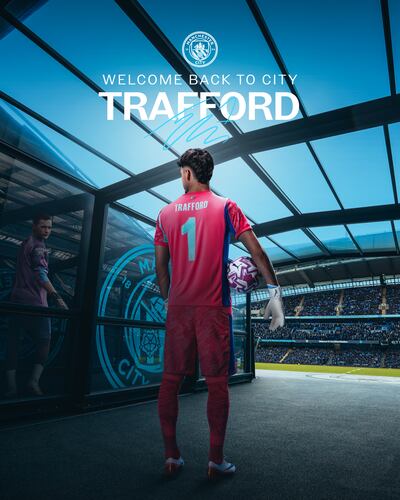 James Trafford (22 años), de retorno al Manchester City.
