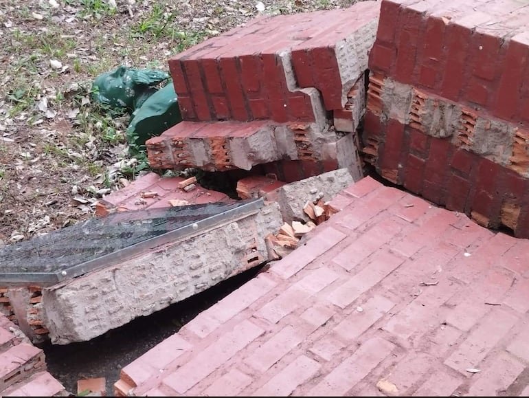 Lamentan la destrucción del monumento del Gral. Eduvigis Díaz.