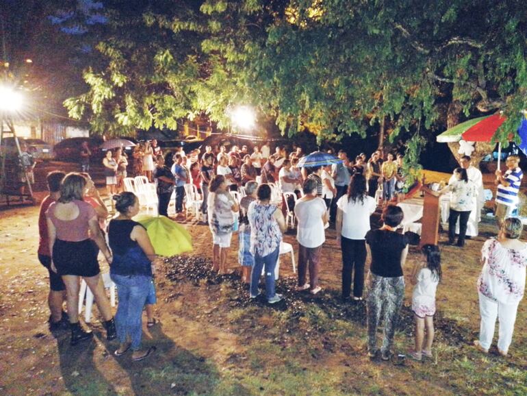 Misa en memoria de Líder Javier  Ríos Cañete en la plaza España de Asunción