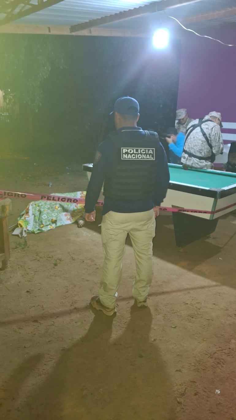 En el lugar del atentado los agentes encontraron más de 38 vainillas calibre 9mm. y la víctima sufrió  16 tiros. 