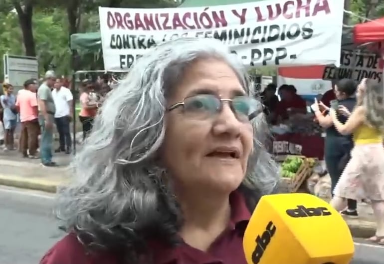Dora Flecha, representante del Frente Mujer del Partido Paraguay Pyahurã
