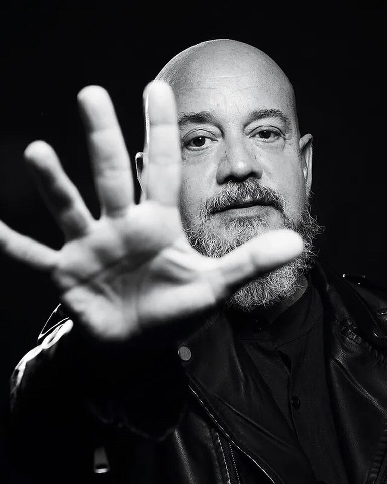 El artista argentino Bahiano llegará presentando los éxitos de toda su carrera.