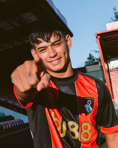 Tras la revisión médica se confirmó el pase de Julio Soler del Lanus al Bournemouth de Inglaterra.