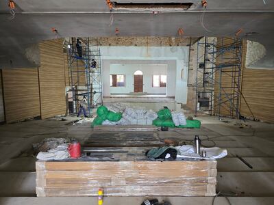 Primeros avances desde que se retomó la restauración del Teatro Municipal de Villarrica.