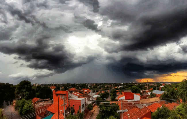 Alevan a 12 los departamentos que están zona de tormentas esta tarde