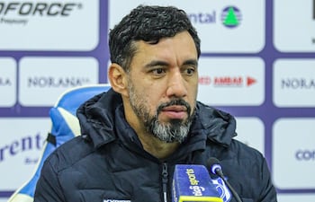Eduardo Ledesma lleva cinco victorias, seis empates y nueve derrotas con el 2 de Mayo en el torneo Apertura 2026. También disputó dos etapas de la Copa Libertadores, contra los peruanos Alianza Lima y Sporting Cristal.