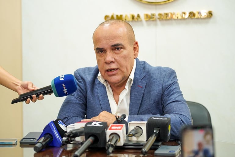 El presidente del Senado, Basilio Núñez, en la sala de prensa del Senado.