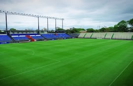 Estadio Arsenio Erico, de Nacional, donde el equipo tricolor se calibrará esta mañana con Guaraní.