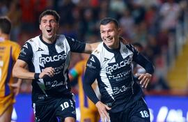 Braian José Samudio Segovia (28 años), en la celebración de su tanto convertido contra el Atlético San Luis.