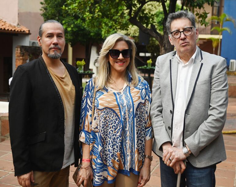 Marcos Benítez, Laura González y Félix Toranzos.