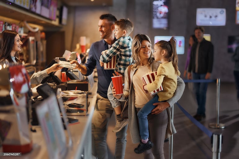 La experiencia del cliente ya no puede entenderse solo como un conjunto de activaciones o campañas aisladas, está atravesando un nuevo diseño operativo del concepto de “shopping”.