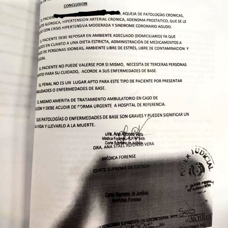 Dictamen médico de Walter Galindo.