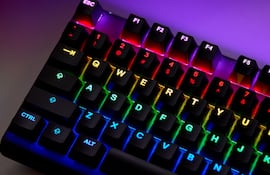Teclado QWERTY.