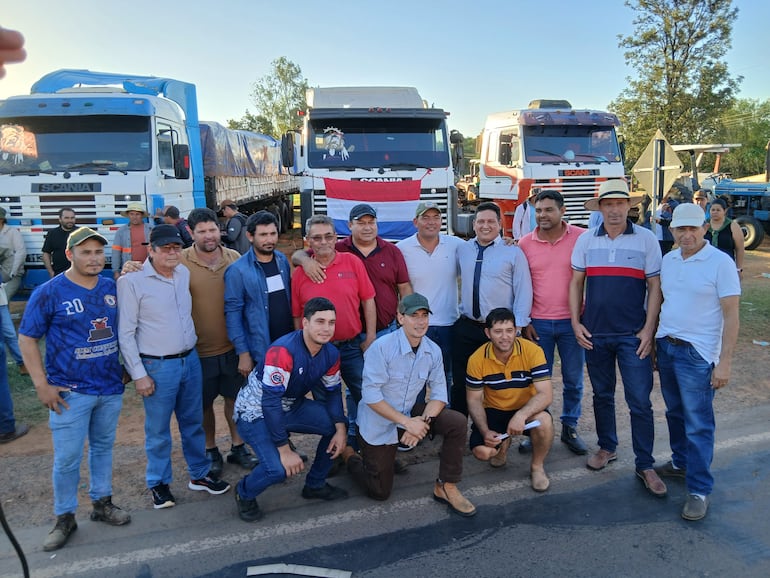 Movilización de cañicultores troche