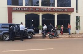 Interventor inicia trabajo en la Municipalidad de San Pedro de Ycuamandyyú