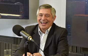 Luis Ramírez, ministro de Educación.