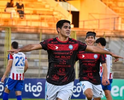 Juan Jesús Salcedo Zárate (22 años), en el festejo de su gol para Guaireña FC.