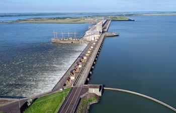 La ANDE retira en los últimos meses de Yacyretá cerca del 50% de su producción.