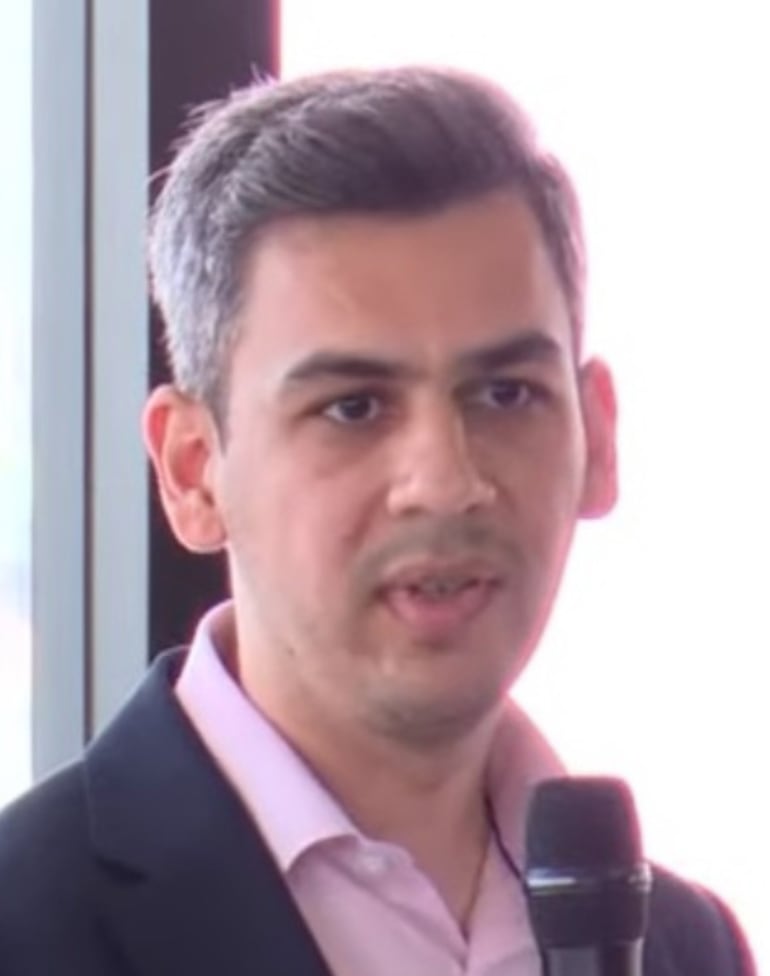 Juan José Galeano, asesor.