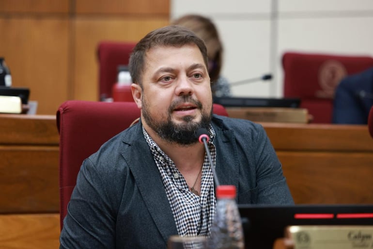 Colym Soroka, senador colorado. Gentileza del Senado.