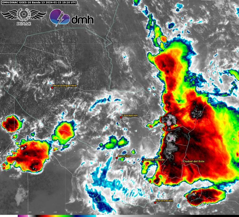 Núcleos de tormentas sobre el territorio nacional.