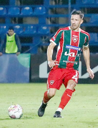 Rolando Daniel García Guerreño (35 años) quedó desvinculado del Atlético Tembetary.