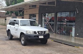 Comercio en Ayolas clausurado por supuesta investigación por evasión fiscal.