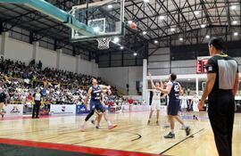 Paraguay cayó ante Uruguay en juego clasificatorio para el AmeriCup 2025.