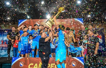 Los chicos de Simón Bolívar conquistaron el título en el torneo de la categoría menores de 15 años, ganando sus tres partidos del cuadrangular final.
