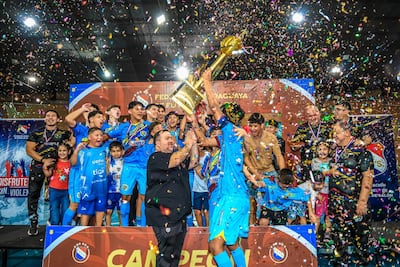 Los chicos de Simón Bolívar conquistaron el título en el torneo de la categoría menores de 15 años, ganando sus tres partidos del cuadrangular final.
