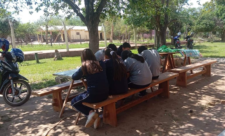 La imagen corresponde a la escuela de la compañia San Miguel de Unión