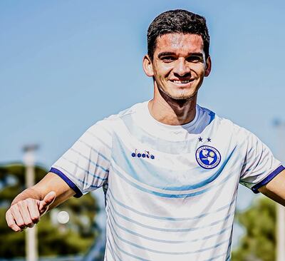 Fernando Ruiz Díaz Molinas (01/02/2002) pasó a Sol de América a 2 de Mayo.