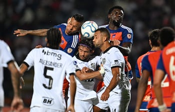 El Atlético Mineiro de Brasil, uno de los grandes del Continente, no tuvo un buen inicio en la fase de Grupos de la Copa Sudamericana, cayendo frente al Puerto Cabello de Venezuela.