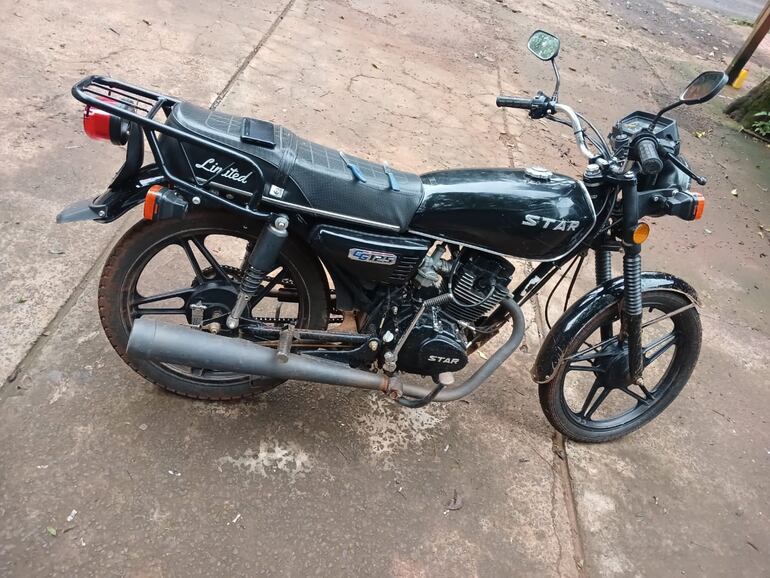 Motocicleta incautada.