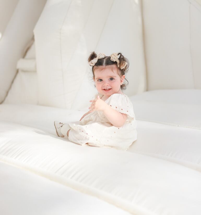 La tierna Aitana Silva ya cumplió un año de vida. (Instagram/Ana Laura Manzini)