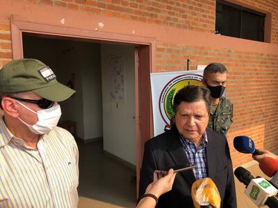 El ministro de Defensa, Bernardino Soto, el de Interior, Euclides Acevedo, y el comandante de la FTC, Oscar Chamorro.