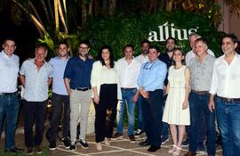 Plantel de profesionales que lleva adelante Central Mariscal, un proyecto de gran envergadura de Altius Group, en Asunción.