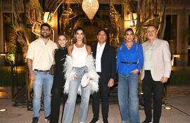 Gerónimo Codas, Karen Alemán, Tere Codas, Didier Arias, Lidia Zavala y Albino Alonso.