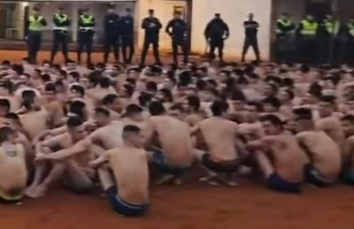 Gran contingente policial realiza una requisa en la Penitenciaría Regional de Ciudad del Este.