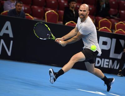 El francés Adrian Mannarino, número 127 de la clasificación mundial, desquició este miércoles al australiano Christopher O’Connell (80 ATP) en primera ronda del torneo de Bolduque (Países Bajos).