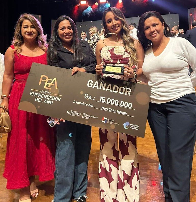 El acto de premiación se desarrolló en el gran teatro del Banco Central del Paraguay
