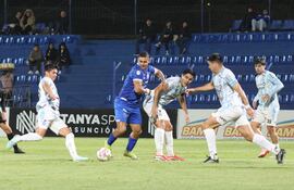 Sol de América insistió hasta el final, e igualó 1-1 en tiempo agregado, en el juego de este lunes contra Guaireña FC.